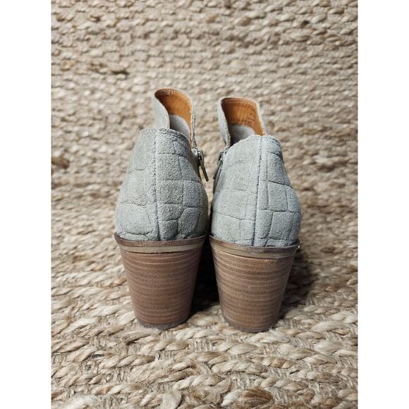 Lucky Brand Saucie Comfort Embossed Croc Suede Ankle Booties Size 8.5 NEW - Picture 7 of 11